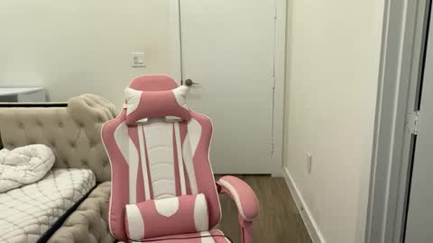 Image of Full archive of 3clusivegenie nude recordings. Monitor and record 3clusivegenie for free from Chaturbate.