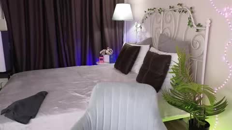 Image of Full archive of _aymee_ nude recordings. Monitor and record _aymee_ for free from Chaturbate.