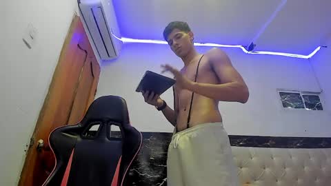 Image of Full archive of _felix_laurens nude recordings. Monitor and record _felix_laurens for free from Chaturbate.
