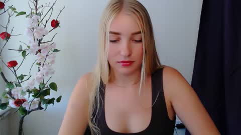 Image of Full archive of _snow_queen__ nude recordings. Monitor and record _snow_queen__ for free from Chaturbate.
