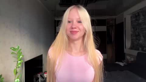 Image of Full archive of adelaidalinhares nude recordings. Monitor and record adelaidalinhares for free from Chaturbate.