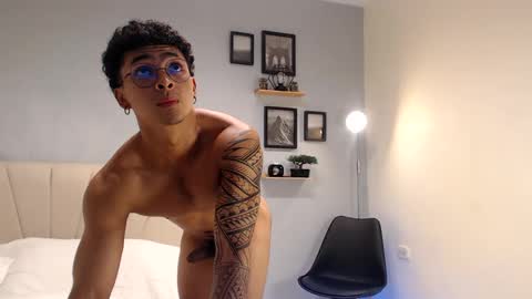 Image of Full archive of adonis_dlh nude recordings. Monitor and record adonis_dlh for free from Chaturbate.
