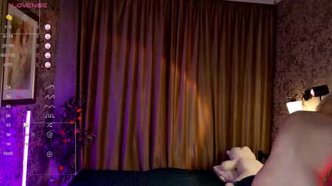 Image of Full archive of alettaeve nude recordings. Monitor and record alettaeve for free from Chaturbate.