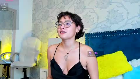 Image of Full archive of alexis77_ nude recordings. Monitor and record alexis77_ for free from Chaturbate.