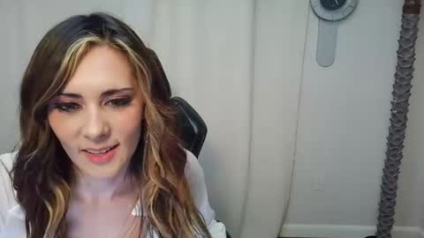 Image of Full archive of alexisamorlovely nude recordings. Monitor and record alexisamorlovely for free from Chaturbate.