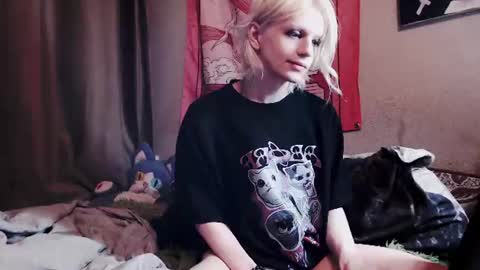 Image of Full archive of alien_bella nude recordings. Monitor and record alien_bella for free from Chaturbate.
