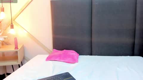 Image of Full archive of alissonmartin nude recordings. Monitor and record alissonmartin for free from Chaturbate.