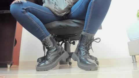 Image of Full archive of alma_fenix nude recordings. Monitor and record alma_fenix for free from Chaturbate.