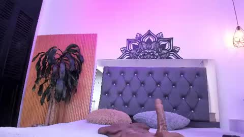 Image of Full archive of alyssa_kross nude recordings. Monitor and record alyssa_kross for free from Chaturbate.