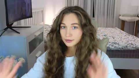 Image of Full archive of ambertan1 nude recordings. Monitor and record ambertan1 for free from Chaturbate.