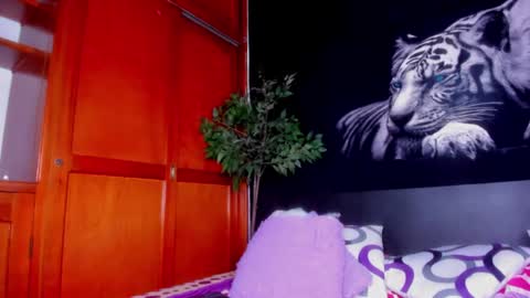 Image of Full archive of anahi__18 nude recordings. Monitor and record anahi__18 for free from Chaturbate.