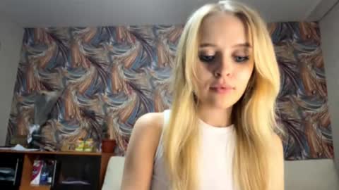 Image of Full archive of arlenabrint nude recordings. Monitor and record arlenabrint for free from Chaturbate.