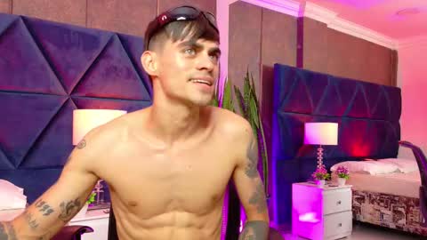 Image of Full archive of aronmuller_ nude recordings. Monitor and record aronmuller_ for free from Chaturbate.