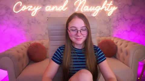 Image of Full archive of arrinawair nude recordings. Monitor and record arrinawair for free from Chaturbate.