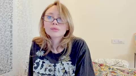 Image of Full archive of atmospherra nude recordings. Monitor and record atmospherra for free from Chaturbate.