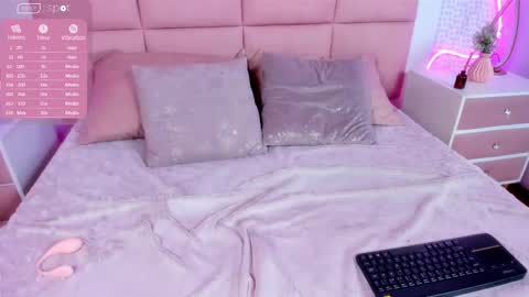 Image of Full archive of auroramillss nude recordings. Monitor and record auroramillss for free from Chaturbate.