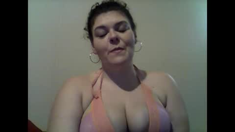 Image of Full archive of bee76813 nude recordings. Monitor and record bee76813 for free from Chaturbate.