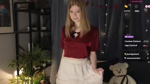 Image of Full archive of bellapoise nude recordings. Monitor and record bellapoise for free from Chaturbate.