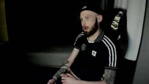 Image of Full archive of bi_mechanic nude recordings. Monitor and record bi_mechanic for free from Chaturbate.