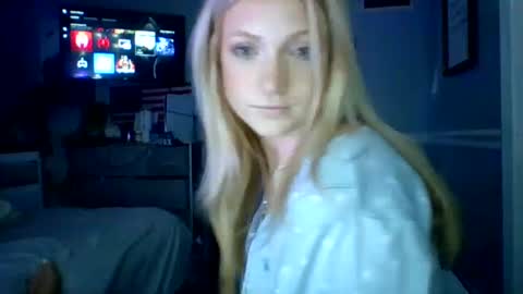 Image of Full archive of bigfeetsmallgirl nude recordings. Monitor and record bigfeetsmallgirl for free from Chaturbate.