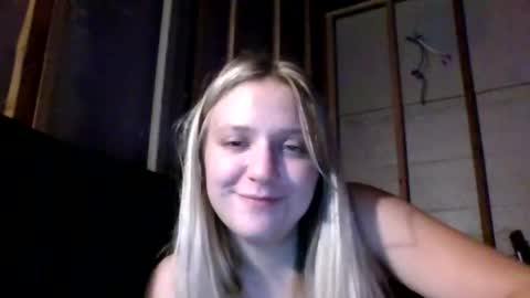 Image of Full archive of bigtittybella21 nude recordings. Monitor and record bigtittybella21 for free from Chaturbate.