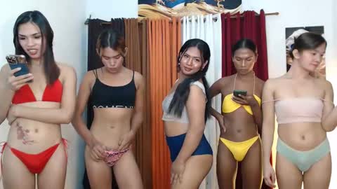 Image of Full archive of blackbarbie_21 nude recordings. Monitor and record blackbarbie_21 for free from Chaturbate.
