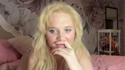 Image of Full archive of booksnlooksgirl nude recordings. Monitor and record booksnlooksgirl for free from Chaturbate.