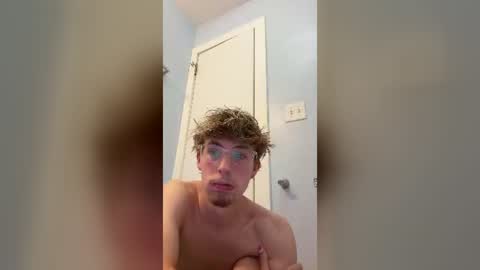 Image of Full archive of bradyglenxo nude recordings. Monitor and record bradyglenxo for free from Chaturbate.