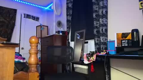 Image of Full archive of brendanparrishx nude recordings. Monitor and record brendanparrishx for free from Chaturbate.
