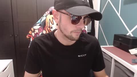 Image of Full archive of britishbigdick_ nude recordings. Monitor and record britishbigdick_ for free from Chaturbate.