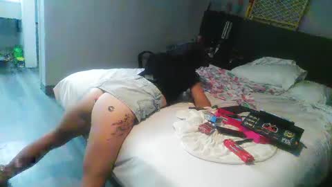 Image of Full archive of caliibaddie nude recordings. Monitor and record caliibaddie for free from Chaturbate.