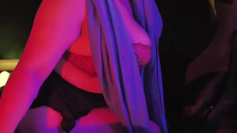 Image of Full archive of carlyraekares nude recordings. Monitor and record carlyraekares for free from Chaturbate.