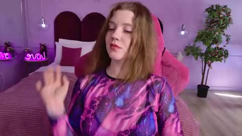 Image of Full archive of carolinasherry nude recordings. Monitor and record carolinasherry for free from Chaturbate.
