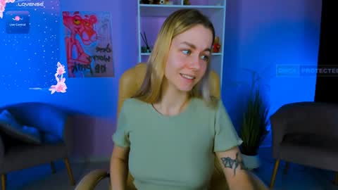 Image of Full archive of casandra_foxx nude recordings. Monitor and record casandra_foxx for free from Chaturbate.