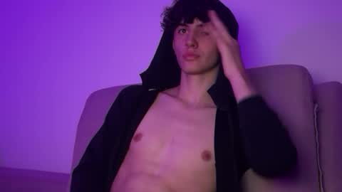 Image of Full archive of cashmasterparis nude recordings. Monitor and record cashmasterparis for free from Chaturbate.