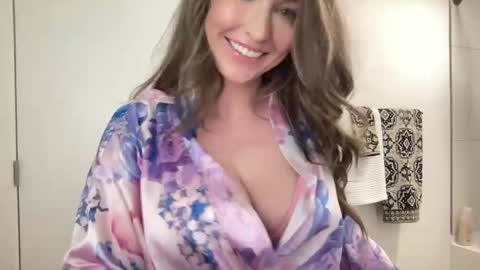 Image of Full archive of cayleeolsson228 nude recordings. Monitor and record cayleeolsson228 for free from Chaturbate.
