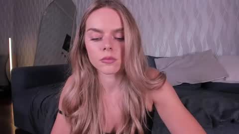 Image of Full archive of charlixxxssweet nude recordings. Monitor and record charlixxxssweet for free from Chaturbate.