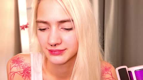 Image of Full archive of charmingchickk nude recordings. Monitor and record charmingchickk for free from Chaturbate.
