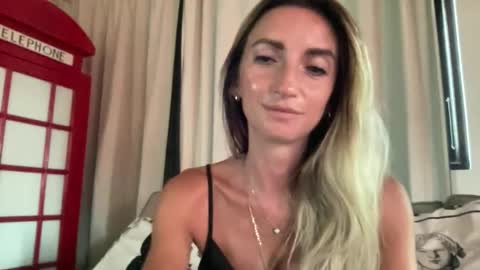 Image of Full archive of chasingsunsets_quinn nude recordings. Monitor and record chasingsunsets_quinn for free from Chaturbate.