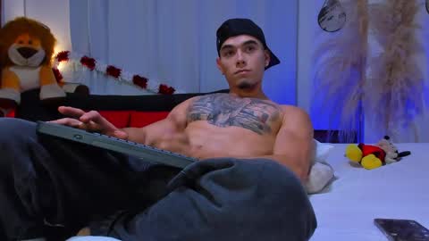 Image of Full archive of chepe_fit nude recordings. Monitor and record chepe_fit for free from Chaturbate.