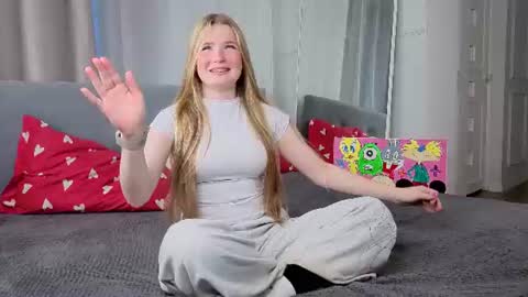 Image of Full archive of chloeworld nude recordings. Monitor and record chloeworld for free from Chaturbate.