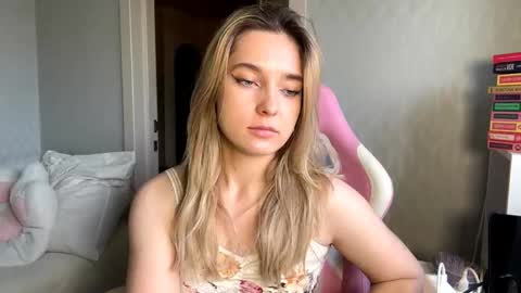 Image of Full archive of christenquintano nude recordings. Monitor and record christenquintano for free from Chaturbate.