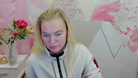 Image of Full archive of cold__moon nude recordings. Monitor and record cold__moon for free from Chaturbate.
