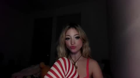 Image of Full archive of coramoonxo nude recordings. Monitor and record coramoonxo for free from Chaturbate.