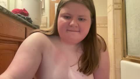 Image of Full archive of creamymercy nude recordings. Monitor and record creamymercy for free from Chaturbate.