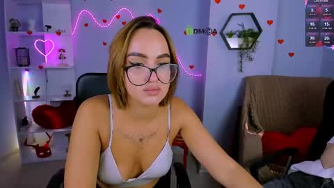 Image of Full archive of cristin_kisses nude recordings. Monitor and record cristin_kisses for free from Chaturbate.