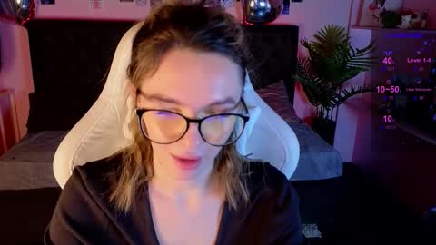Image of Full archive of crystal_hanna nude recordings. Monitor and record crystal_hanna for free from Chaturbate.