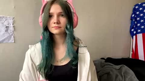 Image of Full archive of crystalline_kiss nude recordings. Monitor and record crystalline_kiss for free from Chaturbate.