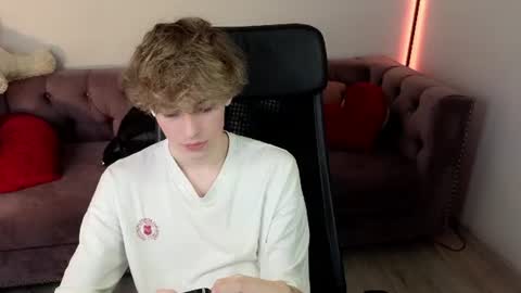 Image of Full archive of curly_twinkboy nude recordings. Monitor and record curly_twinkboy for free from Chaturbate.