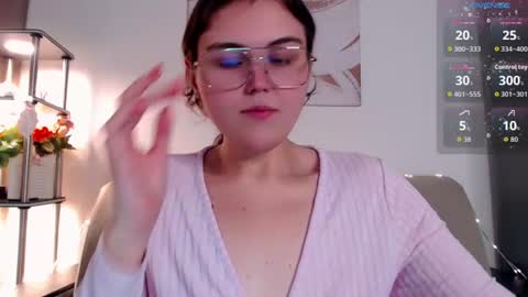 Image of Full archive of curvy_janie nude recordings. Monitor and record curvy_janie for free from Chaturbate.